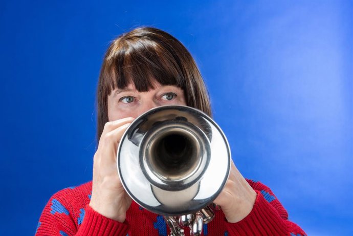 Archivo - La trompetista alemana Birgit Ulher