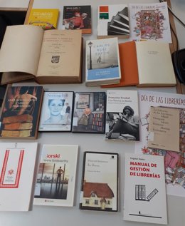 La Biblioteca de Huelva se suma a la celebración del Día de las Librerías en Andalucía con una exposición.