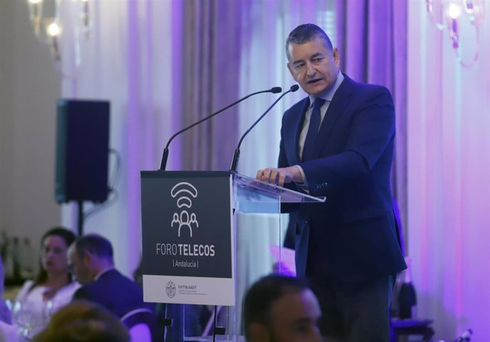 El consejero de la Presidencia, Antonio Sanz, interviene este viernes en Málaga en el Foro de Telecos de Andalucía 2022.