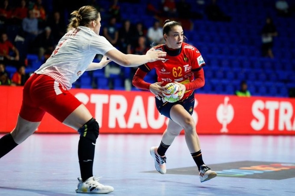Paula Arcos en el Rumanía-España del Europeo