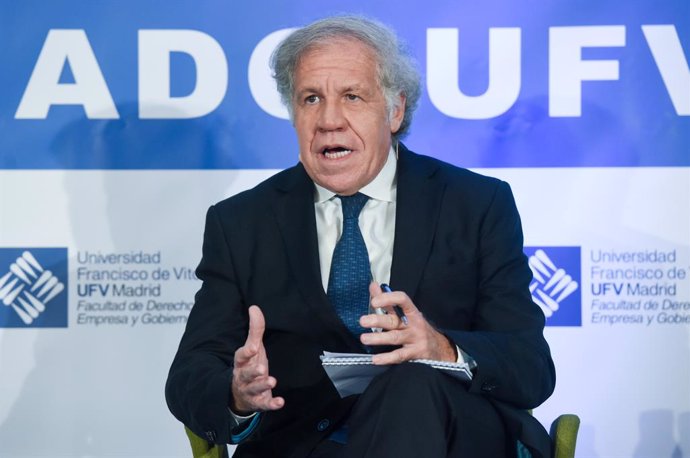 Archivo - El secretario general de la Organización de los Estados Americanos, OEA, Luis Almagro, participa en una nueva sesión del Aula de Liderazgo IADG-UFV en la Universidad Francisco de Vitoria, a 11 de octubre de 2022, en Madrid (España). El Aula de