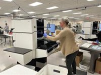 La autoridad electoral de Arizona recrimina al Partido Republicano sus acusaciones por el retraso del escrutinio