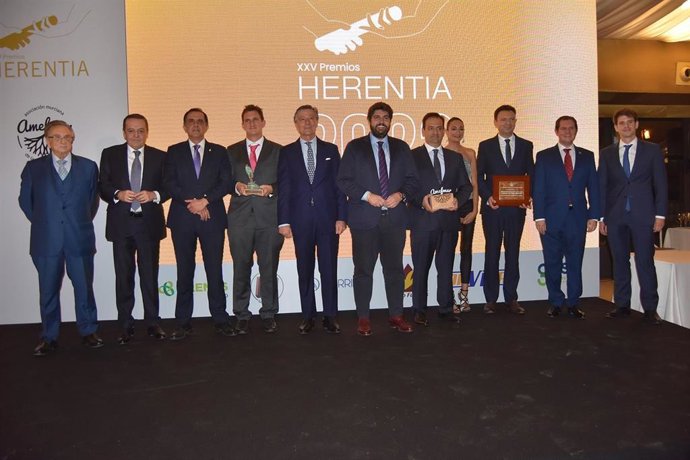 Archivo - Las empresas familiares murcianas distinguen a Mecánicas Bolea, MásTrigo y Assido en la XXV Gala Premios Herencia