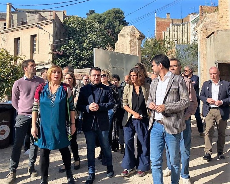 El presidente de la Generalitat Pere Aragons visita el festival de moda 'REC.0' de Igualada (Barcelona) con el alcalde Marc Castells y la vicepresidenta del Parlament Alba Vergés