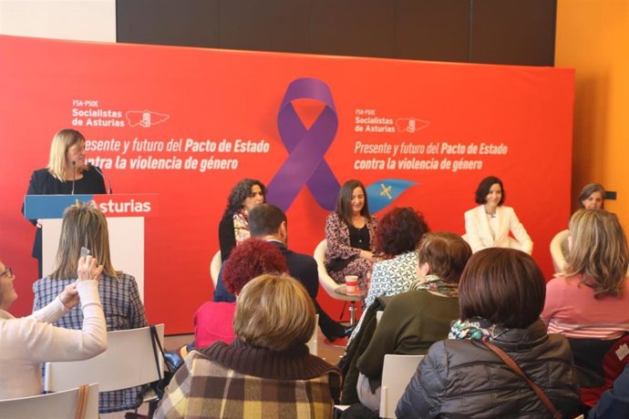 Jornada organiza por la FSA-PSOE en Pravia sobre políticas de igualdad y lucha contra la violencia machista