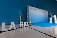 Gamarra recuerda el abrazo de Sánchez e Iglesias; "Ahí comenzó el Gobierno más dañino para la sociedad española"