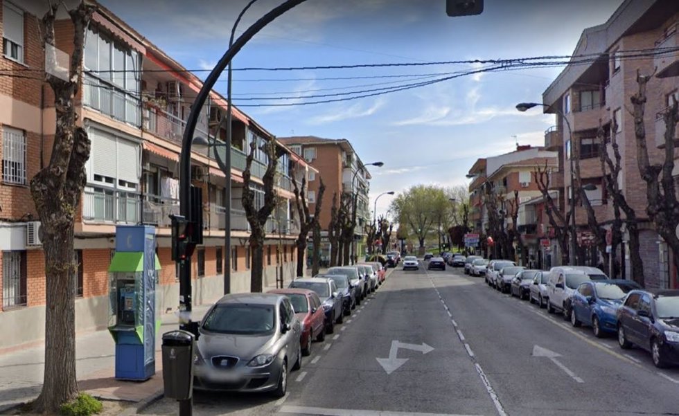 Archivo - Árboles en una calle de Getafe.