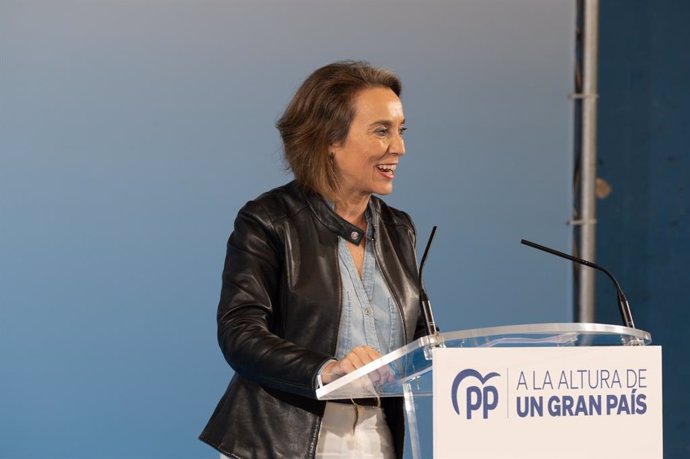 La secretaria general del PP, Cuca Gamarra, en un acto del PP en Medrano (La Rioja), el 12 de noviembre de 2022