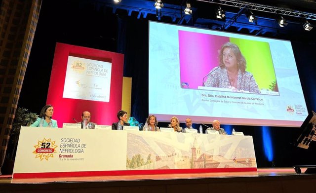 La consejera de Salud, Catalina García, este sábado en Granada en el 52 Congreso Nacional de la Sociedad Española de Nefrología.