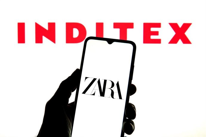 Archivo - Logotipos de Inditex y Zara
