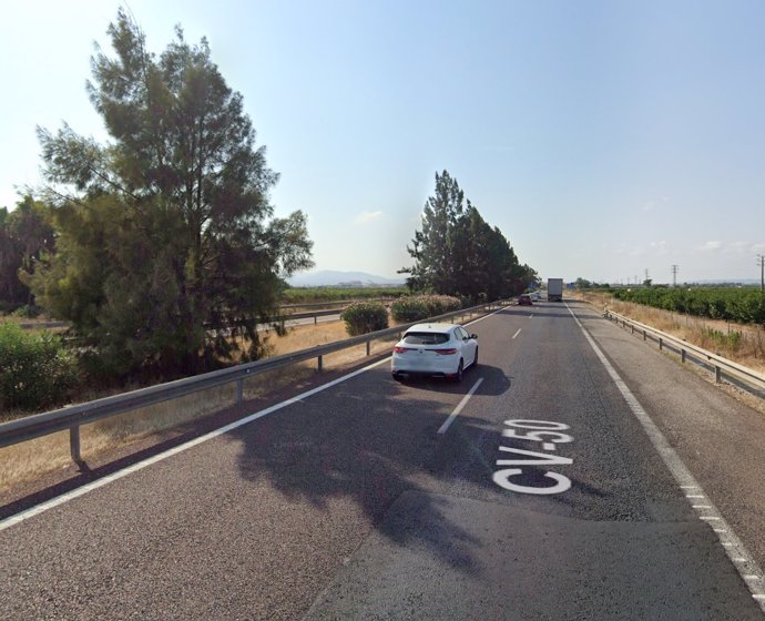 Carretera CV-50 a su paso por Guadassuar (Valencia)