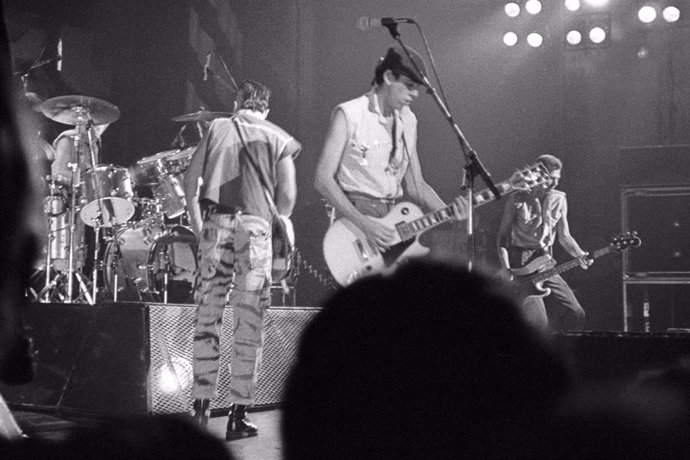 Terry Chimes, Keith Levene, Mick Jones y Paul Simonon de The Clash