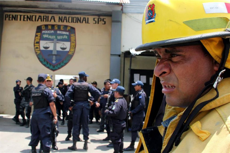 Bombero Honduras. Archivo.