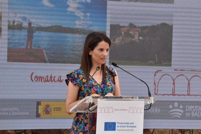 Archivo - La consejera de Cultura, Turismo y Deportes, Nuria Flores.