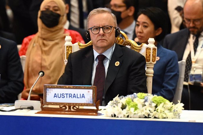 El primer ministro de Australia, Anthony Albanese, en la inauguración de la Cumbre de Asia Oriental durante la Cumbre de la Asociación de Naciones del Sudeste Asiático (ASEAN) en Camboya