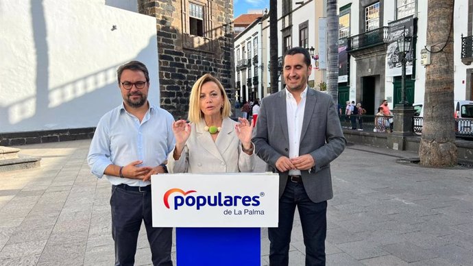 La diputada del PP, Ana Zurita, en rueda de prensa