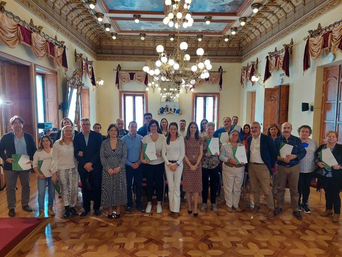 La Junta de Andalucía entrega las resoluciones para la rehabilitación de edificios.