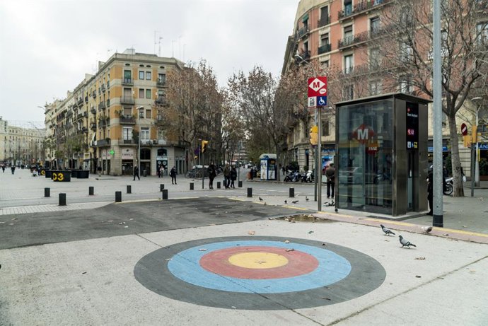 Archivo - Imatge de la llosa de la ronda de Sant Antoni