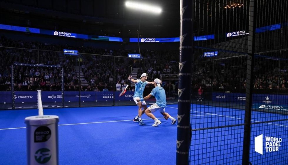 Juan Lebrón y Alejandro Galán celebran su victoria en el torneo de Malm (Suecia) del World Padel Tour (WPT)