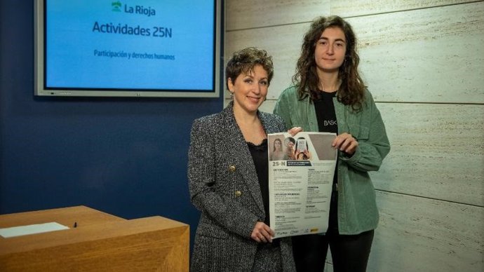 La directora general Sara Carreño y Laura Fuertes, técnica-responsable de comunicación del Observatorio de DDHH