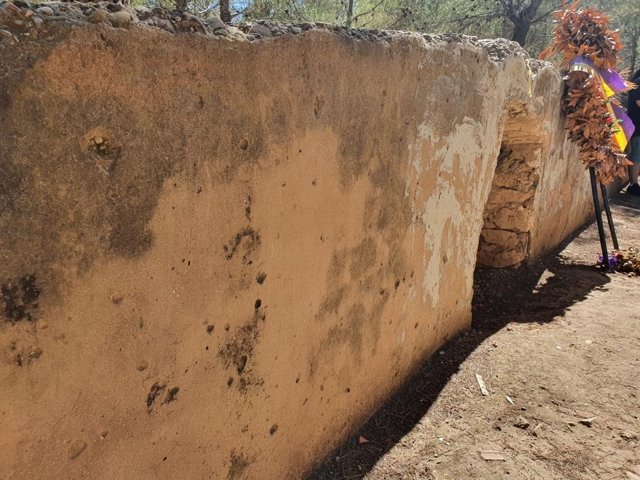 El paredón de El Terrer de Paterna