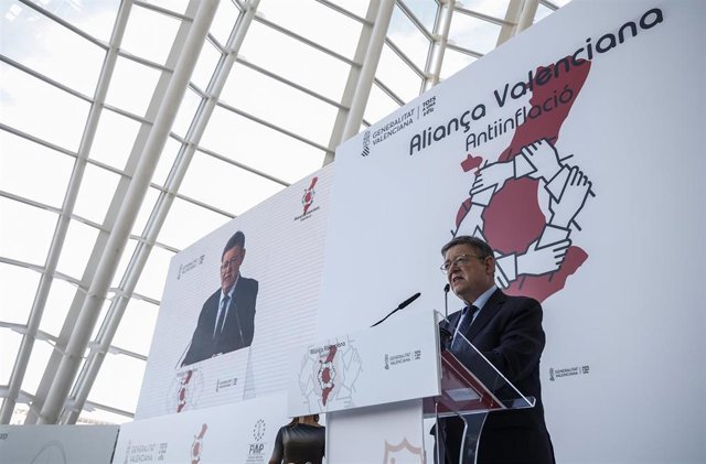 .Ximo Puig En La Cumbre Municipal 'Alianza Valenciana Contra La Inflación'