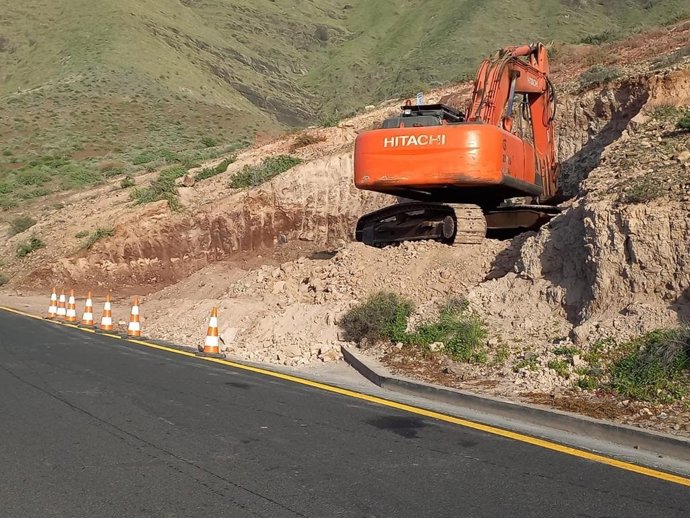 Obras en la GC-200 para unir Lomo de Aulaga con los túneles de Faneque