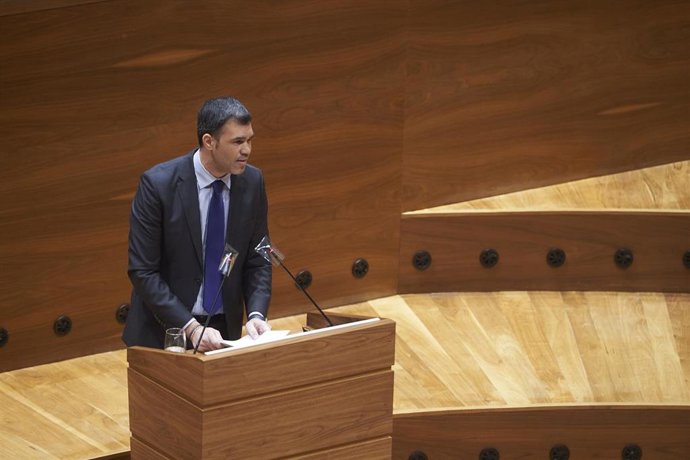 Archivo - El parlamentario de Navarra Suma Javier García.