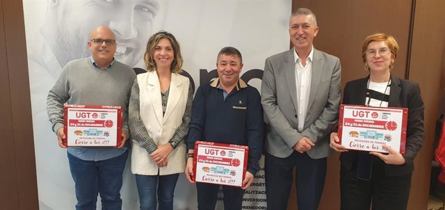 Entrega de las firmas