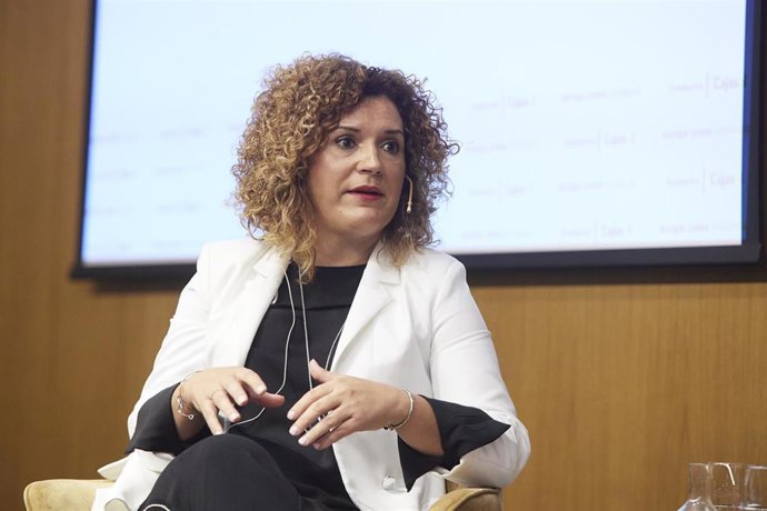 La presidenta de la diputación de Huelva, María Eugenia Limón, durante el encuentro informativo de Europa Press con los presidentes de las ocho diputaciones provinciales titulado 'Andalucía desde sus territorios'.