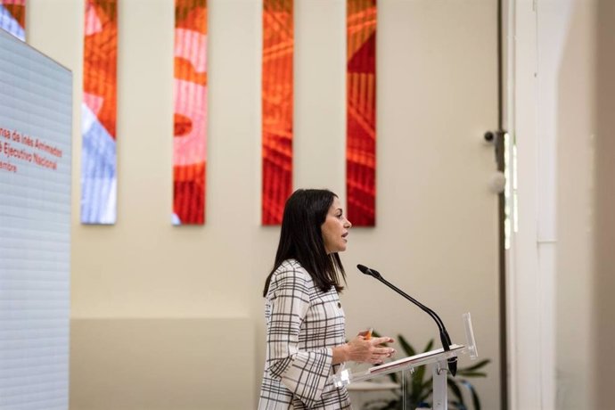 La presidenta de Ciudadanos, Inés Arrimadas, en una rueda de prensa desde la sede nacional del partido.