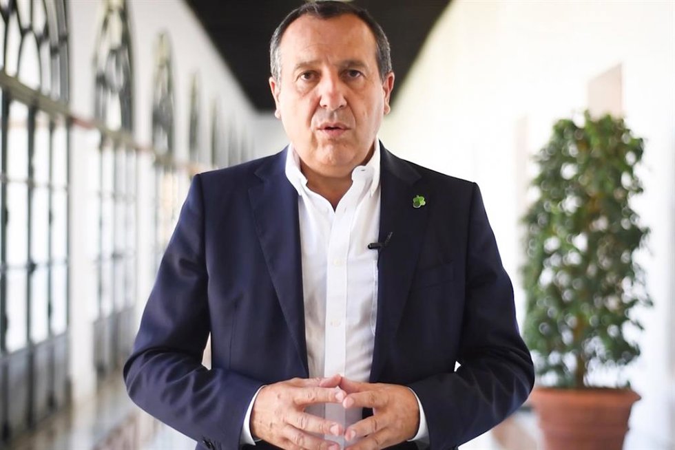 Archivo - El secretario de Servicios Sociales del PSOE-A y portavoz en la Comisión de Igualdad del Parlamento, José Luis Ruiz Espejo, en una imagen de archivo.