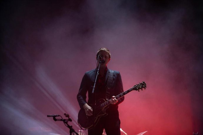 Archivo - El vocalista Paul Banks del grupo musical Interpol durante su actuación durante el Festival Primavera Sound 2022 en el Parc del Frum de Barcelona, a 9 de junio de 2022