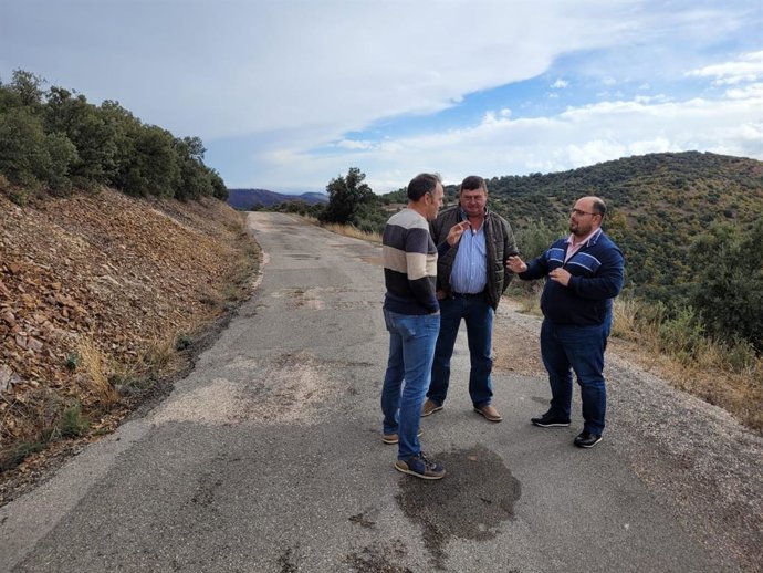 La DPT mejorará la vía que une Báguena y Castejón de Tornos con la Laguna de Gallocanta.
