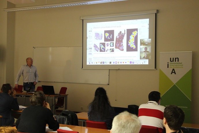 Participantes en el encuentro.