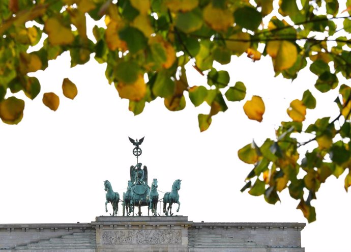 BERLIN, Oct. 29, 2022  -- This photo taken on Oct. 27, 2022 shows a part of the Brandenburg Gate in Berlin, capital of Germany.