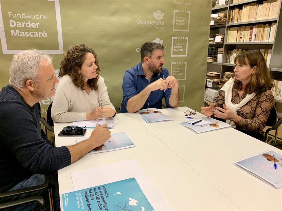 Reunión de MÉS con representantes de Alands Framtid.