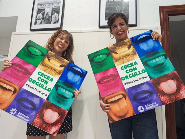 Teresa Rodríguez presentando la campaña para dignificar el habla andaluza y acabar con los prejuicios del ceceo.