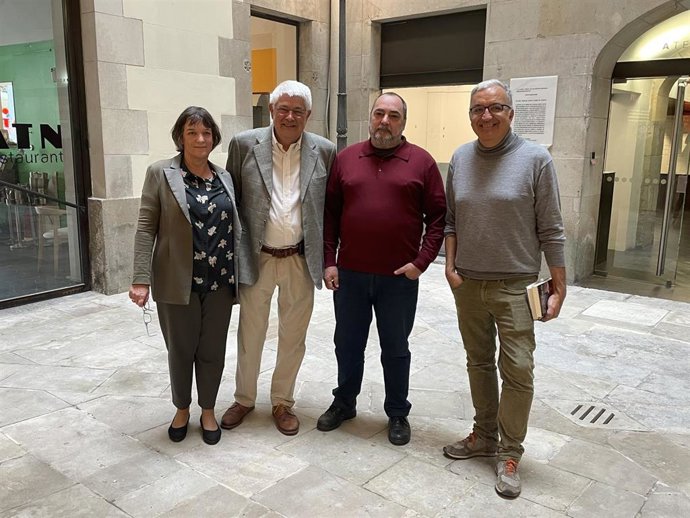 Presentación de 'Joan Estelrich-Josep Pla' y 'Calendario sin fechas', con la profesora de literatura catalana Sílvia Coll-Vinent, el periodista Xavier Febrés, el editor Jordi Cornudella y el director de la Ctedra Pla, Xavier Pla