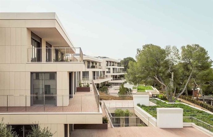 Complejo Residencial Costa Dorada.