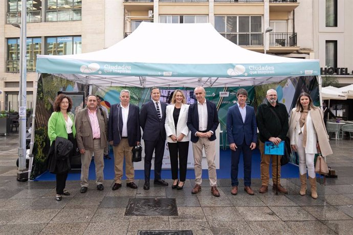 El alcalde de Sevilla, Antonio Muñoz, en la presentación en la Setas de la Encarnación del proyecto 'Ciudades que Inspiran', al que se ha sumado la capital andaluz.