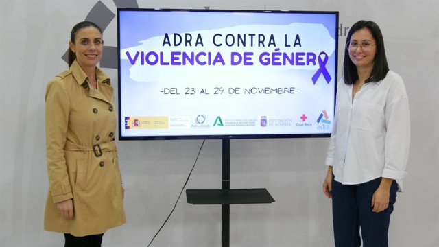 Presentación de las actividades en el Ayuntamiento de Adra con motivo del 25N.