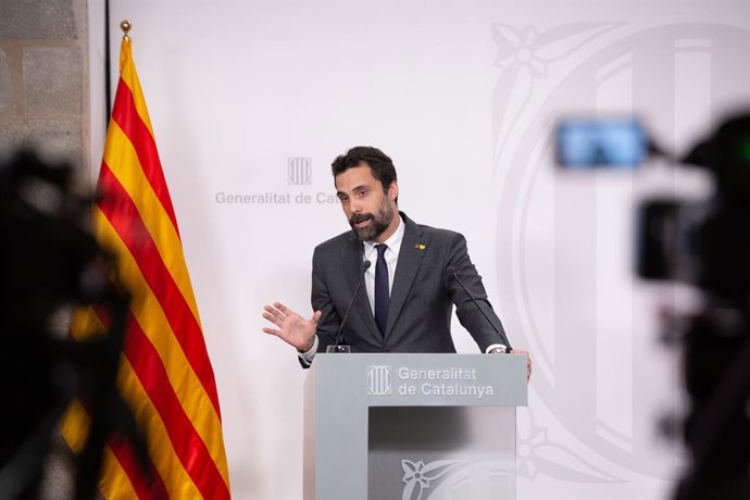 Archivo - El conseller d'Empresa i Treball, Roger Torrent