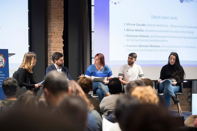 Presentació de l'informe 'Catalunya Social' titulat 'El decret d'escula inclusiva cinc anys després, un desplegament insuficient?'