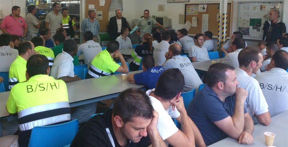 Archivo - Imagen de archivo de una asamblea BSH Santander 