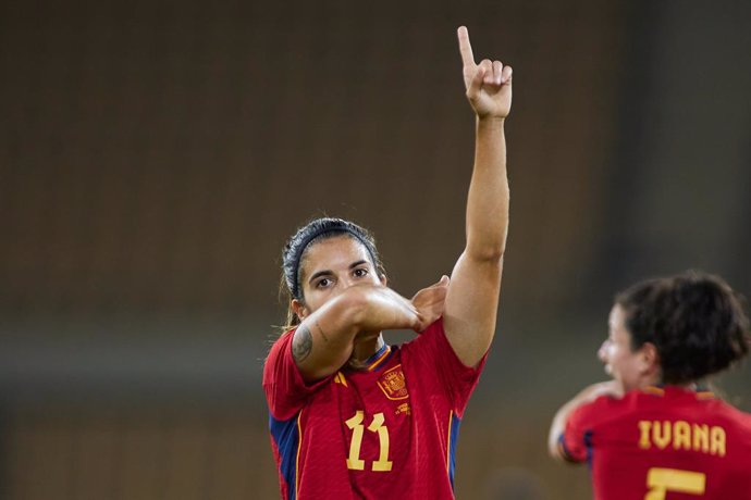 La jugadora de la selección española de fútbol, Alba Redondo, durante la celebración de su gol contra Japón