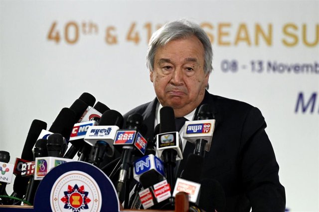 El secretario general de Naciones Unidas, António Guterres, en rueda de prensa durante la ASEAN en Camboya