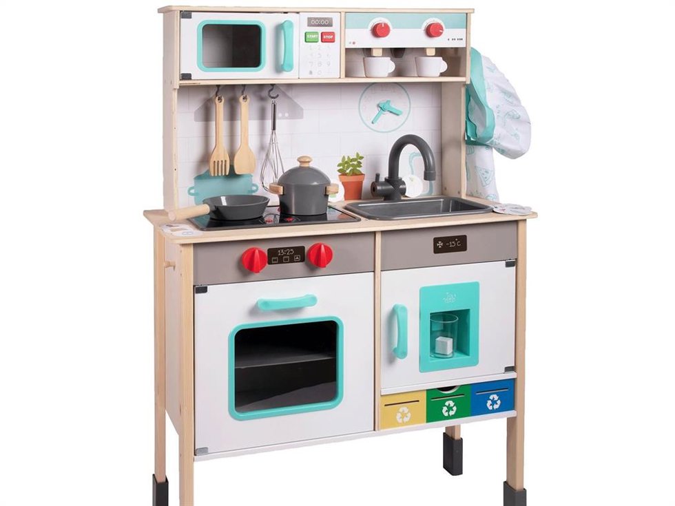 La cocinita infantil de madera de ALDI, ya a la venta en los establecimientos de la cadena, por 49,99 euros