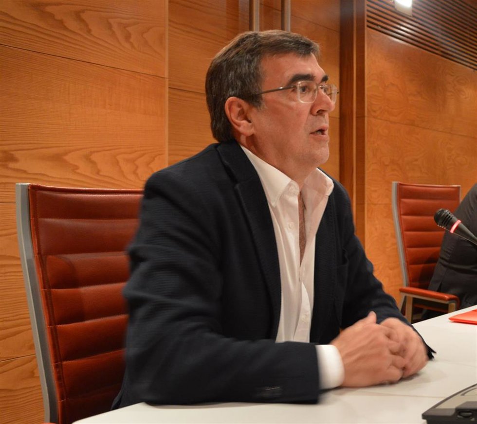 Archivo - El presidente de la APB y expresidente del Govern, Francesc Antich.