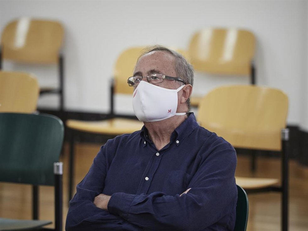 Archivo - El exgerente del Osasuna y uno de los implicados en el caso, Ángel Vizcay, en una imagen de archivo del juicio en Navarra en 2021.